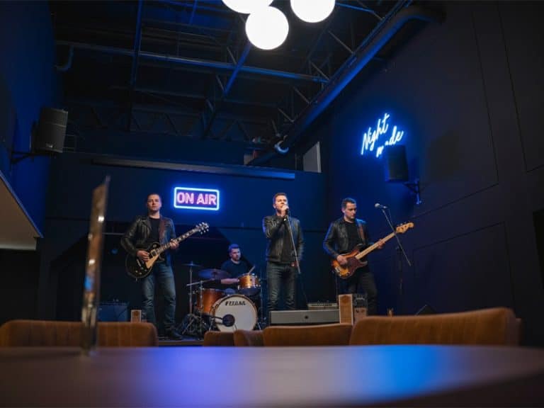 Koledar dogodkov v WOOP! Backstagu